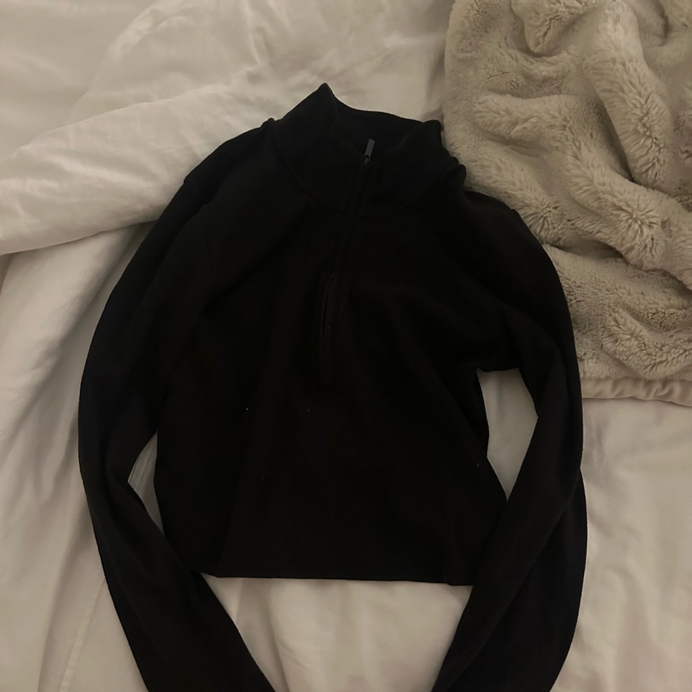 Aritzia Black Quarter-Zip Pullover